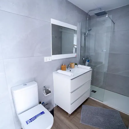 Avenida 40 Apartament Vecindario (Gran Canaria)